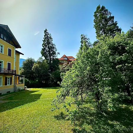 Schillerhof Apartment *